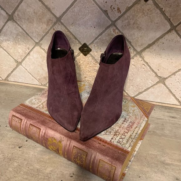 Nine West Purple Suede Booties Size 7 - Picture 1 of 12